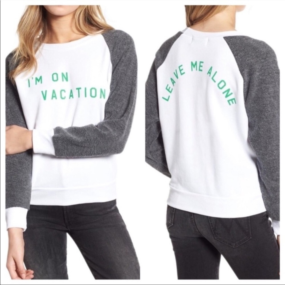 NWT! Wildfox I’m On Vacation Sweatshirt L - Picture 1 of 6